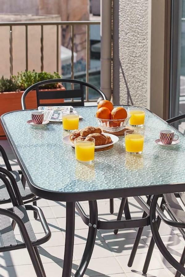 Spacious Suite W. Huge Balcony + Acropolis View Athena Bagian luar foto