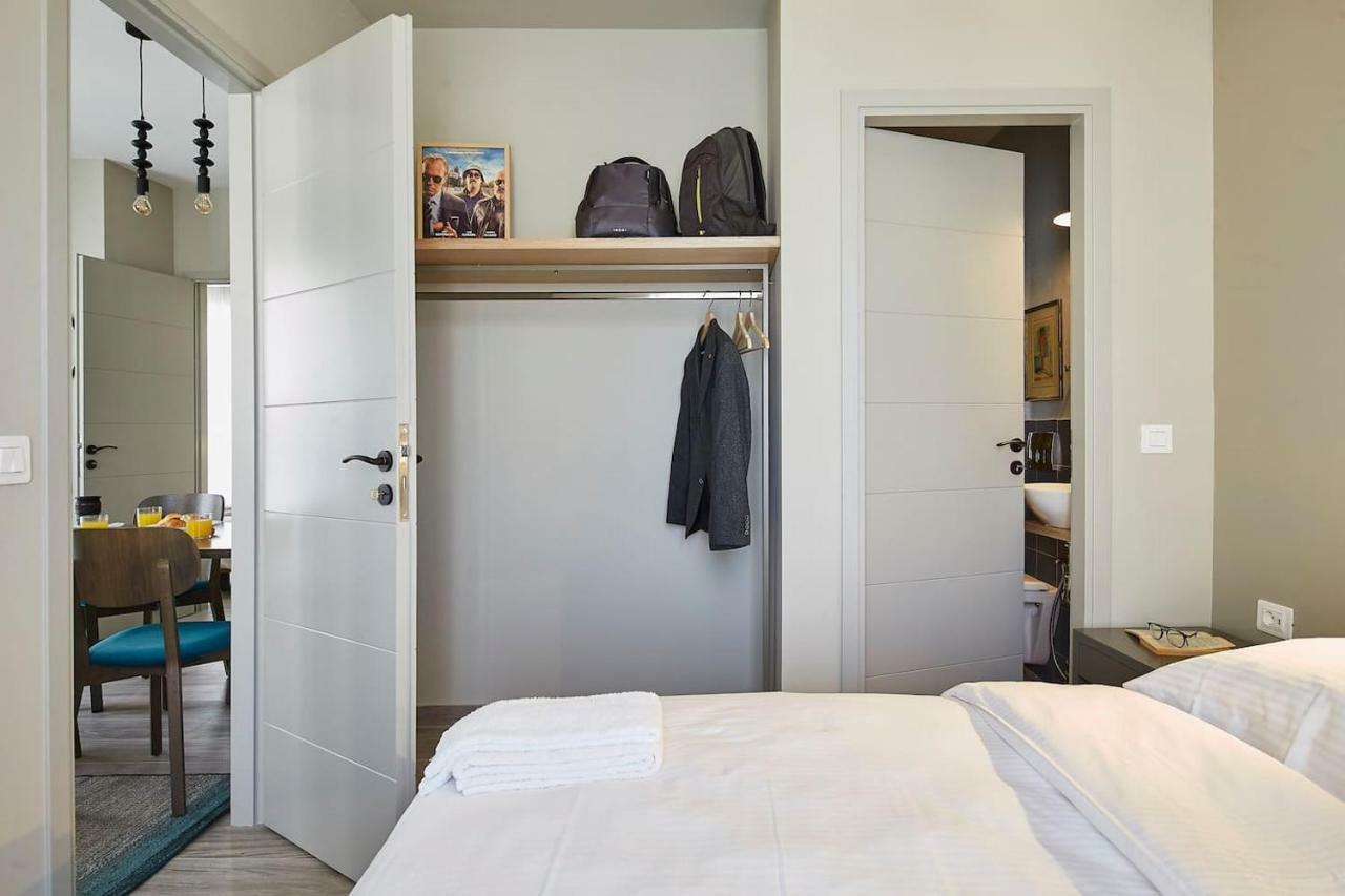 Spacious Suite W. Huge Balcony + Acropolis View Athena Bagian luar foto